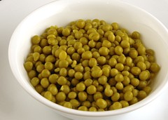 200 Calories of Canned Green Peas